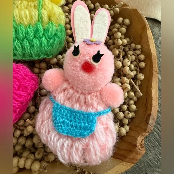 Vintage Handmade Easter Chick & Bunny Trio Finger Puppets Easter Home Decor - Picture 4 of 10